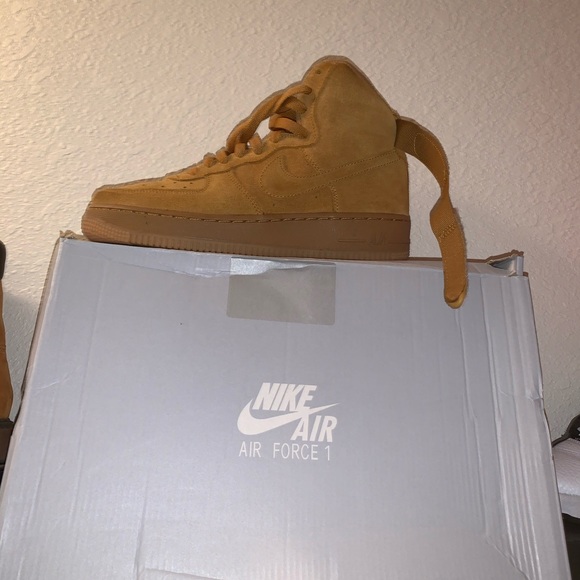 air force suede tan